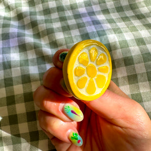 Lemon Knob