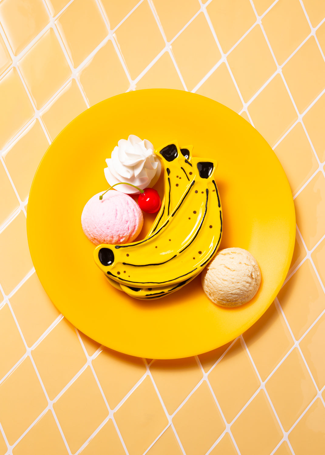 Banana Ceramic Dish – Handmade Fruit Trinket Tray