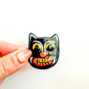 Spooky Cat Magnet