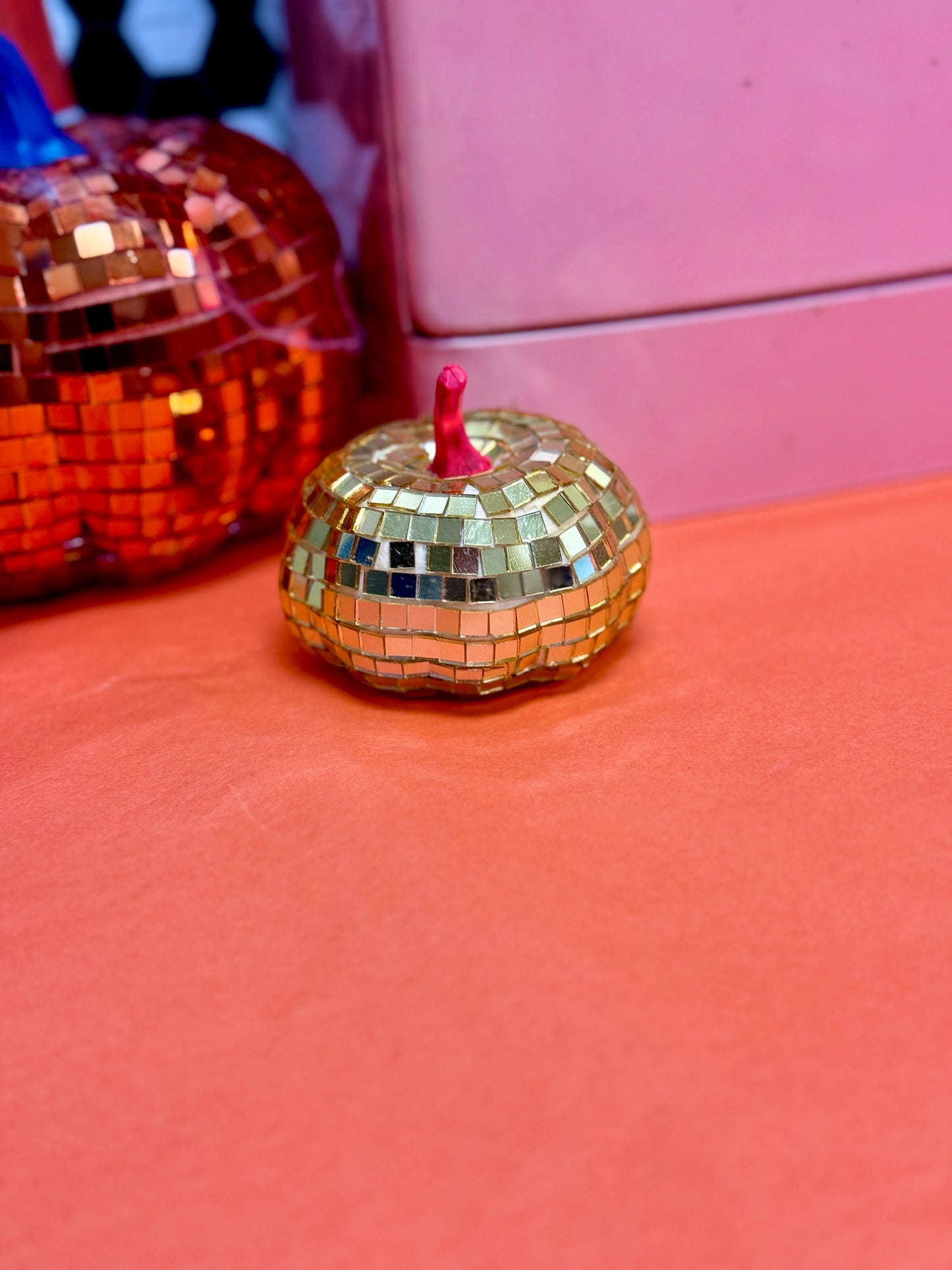 Gold Disco Pumpkin - S