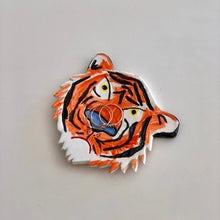 Load image into Gallery viewer, Tiger Dish
